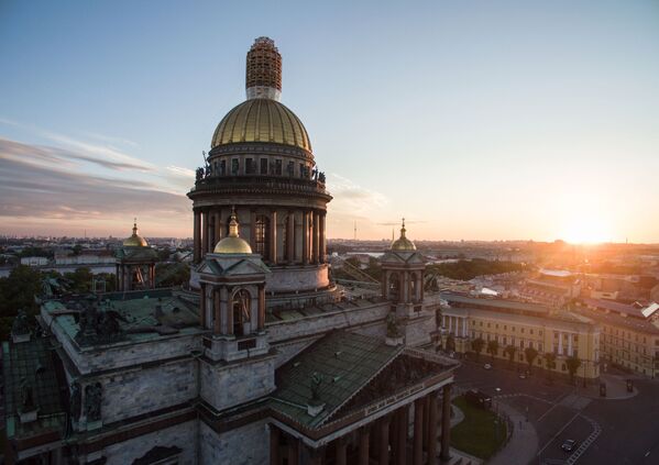 Grandeur et majesté de la cathédrale Saint-Isaac de Saint-Pétersbourg - Sputnik Afrique