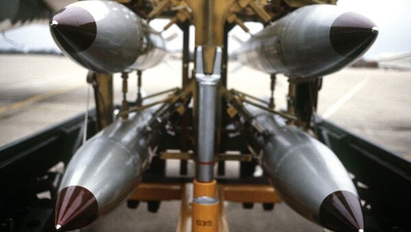 B61s on a bomb rack - Sputnik Afrique