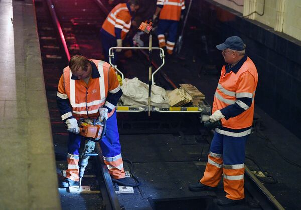 Des travaux dans le métro de Moscou Des travaux dans le métro de Moscou - Sputnik Afrique