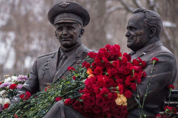 La cérémonie d’ouverture du monument de Gagarine et Korolev - Sputnik Afrique
