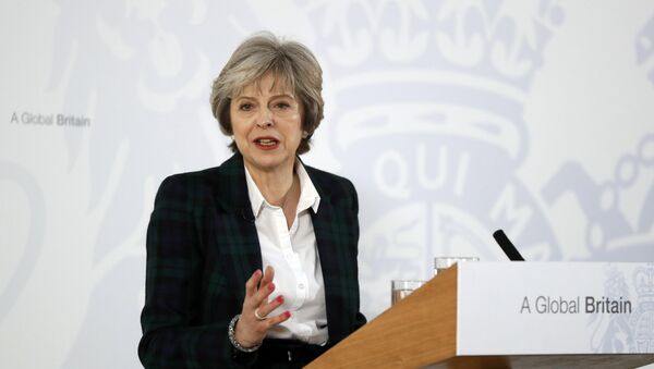 La première ministre britannique Theresa May - Sputnik Afrique