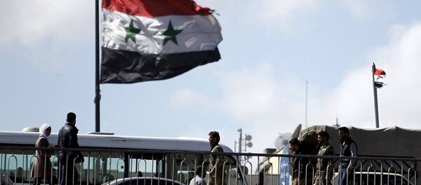 Le drapeau syrien - Sputnik Afrique