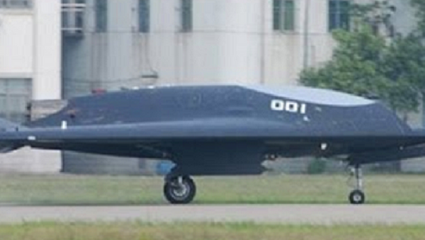 La Chine présente un drone furtif qui peut transporter plus de 2 t de bombes - Sputnik Afrique