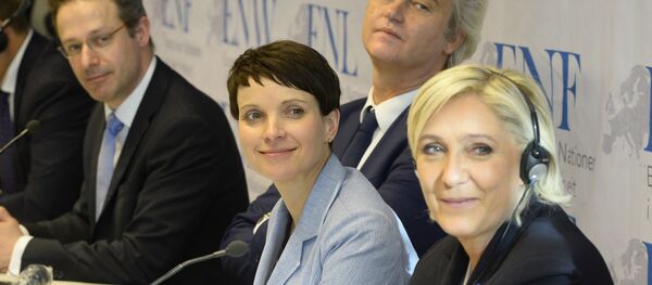 Marcus Pretzell, Geert Wilders, Frauke Petry et Marine Le Pen à Coblence - Sputnik Afrique