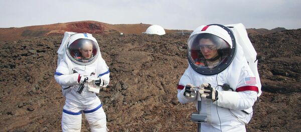 Les chercheuses Annie Caraccio et Lucie Poulet - Sputnik Afrique