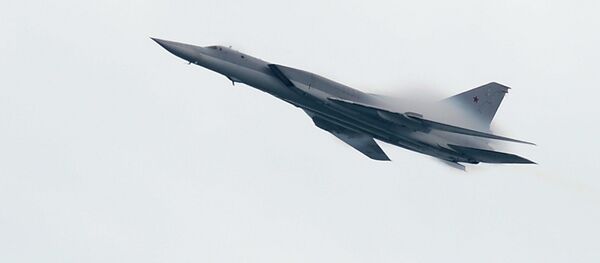 Дальний сверхзвуковой бомбардировщик-ракетоносец Ту-22 М3 - Sputnik Afrique