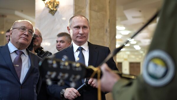 Президент РФ В. Путин провел заседание попечительского совета МГУ - Sputnik Afrique