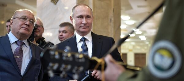 Президент РФ В. Путин провел заседание попечительского совета МГУ - Sputnik Afrique