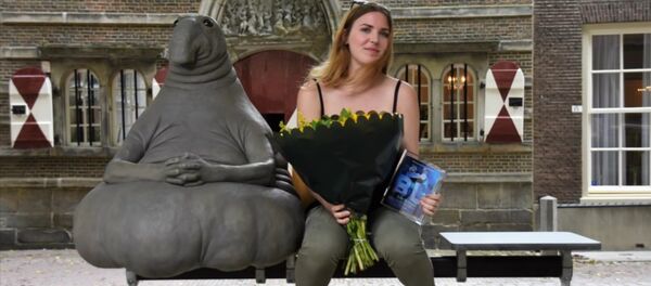 Homunculus Loxodontus et Margriet van Breevoort - Sputnik Afrique