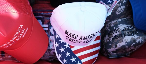 slogan de la campagne de Donald Trump « Rendre à l'Amérique sa grandeur » - Sputnik Afrique