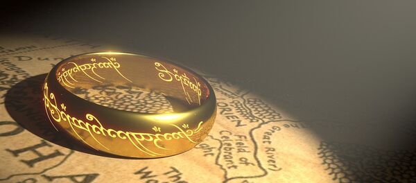 Mon précieux: un milliardaire US prie Trump de récupérer une bague «dérobée» par Poutine - Sputnik Afrique