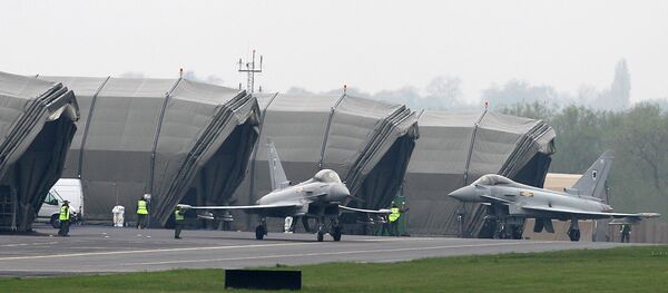 Des avions Typhoon de l'armée de l'air britannique - Sputnik Afrique