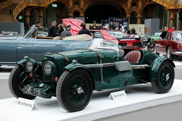 Le prix du luxe: des voitures anciennes en exposition à Paris - Sputnik Afrique