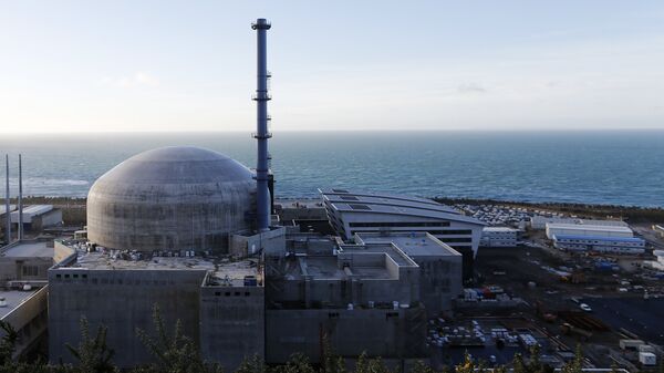 Vue générale de la construction du réacteur européen à eau sous pression (EPR) de troisième génération à Flamanville, France. - Sputnik Afrique