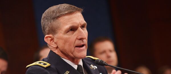 Pris dans la tourmente médiatique, le conseiller de Trump Michael Flynn démissionne - Sputnik Afrique