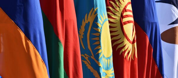 Drapeaux nationaux des membres de l'Union économique eurasiatique - Sputnik Afrique