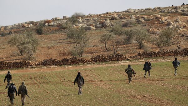 Les combattants de l'Armée syrienne libre aux approches d'Al-Bab - Sputnik Afrique