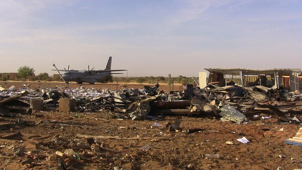 Selbstmordattentat auf dem Territorium eines UN-Stützpunktes am Flughafen der Stadt Gao im Norden Malis - Sputnik Afrique