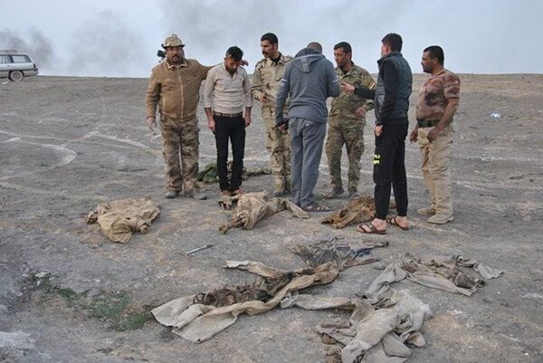 Un charnier avec plusieurs corps découvert au sud de Mossoul - Sputnik Afrique
