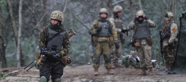 Обучение украинских военнослужащих канадскими инструкторами по программе UNIFIER на Яворивском полигоне - Sputnik Afrique