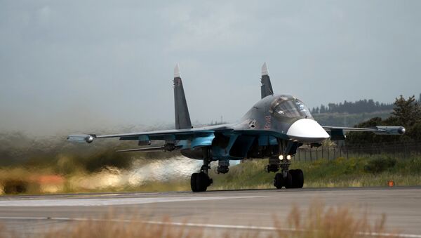 Un Su-34 en décollage en Syrie - Sputnik Afrique