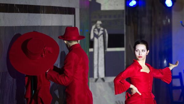 Quand la nuit tombe, les artistes de ballet s’emparent du métro de Moscou - Sputnik Afrique