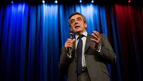 Right-wing Les Republicains (LR) party's candidate for the party's primary ahead of the 2017 presidential election, Francois Fillon (File) - Sputnik Afrique