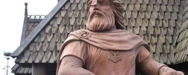 Un cadeau du roi des vikings daté de 960 découvert au Danemark - Sputnik Afrique