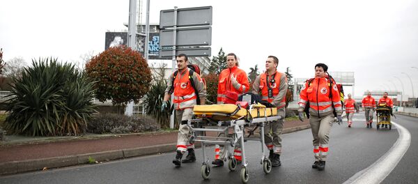 l'aéroport Orly après la fusillade - Sputnik Afrique