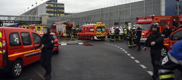 L'aéroport d'Orly-sud après l'attaque - Sputnik Afrique