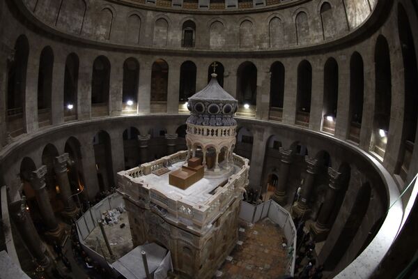 La restauration de l'Édicule de la tombe du Christ de l'église du Saint-Sépulcre en images - Sputnik Afrique