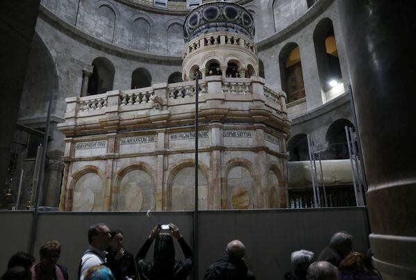 La restauration de l'Édicule de la tombe du Christ de l'église du Saint-Sépulcre en images - Sputnik Afrique