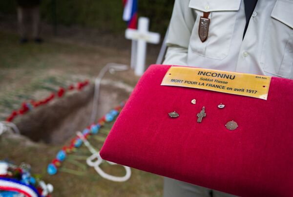 cérémonie d'inhumation du soldat inconnu russe - Sputnik Afrique