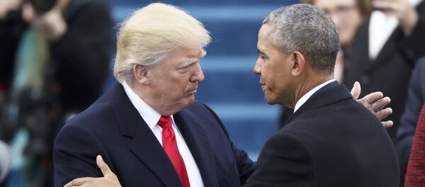 President Barack Obama (R) greets President elect Donald Trump at inauguration ceremonies swearing in Donald Trump as the 45th president of the United States on the West front of the U.S. Capitol in Washington, U.S., January 20, 2017. President Barack Obama (R) greets President elect Donald Trump at inauguration ceremonies swearing in Donald Trump as the 45th president of the United States on the West front of the U.S. Capitol in Washington, U.S., January 20, 2017. - Sputnik Afrique