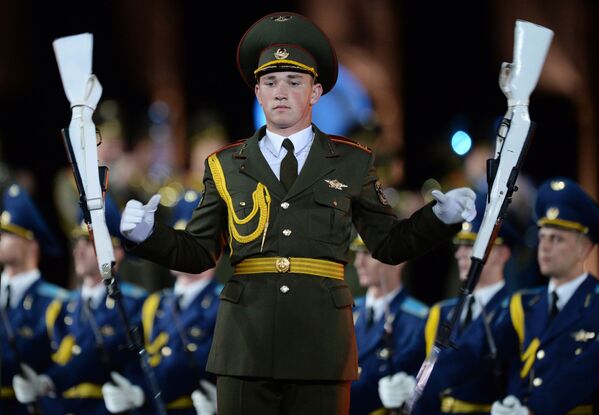 Plongée dans le quotidien des soldats de la Garde russe - Sputnik Afrique