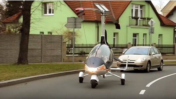 Son rêve? Aller boire un café à Prague en voiture volante! - Sputnik Afrique