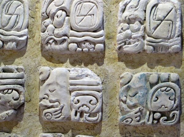 Hiéroglyphes Maya. Palenque (Mexique) - Sputnik Afrique