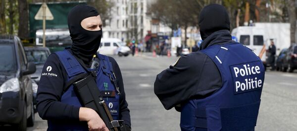 Policiers à Bruxelles - Sputnik Afrique
