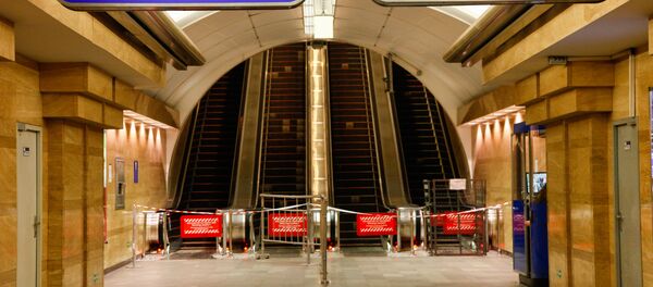 Вестибюль станции метро Сенная площадь в Санкт-Петербурге, где произошел взрыв. - Sputnik Afrique