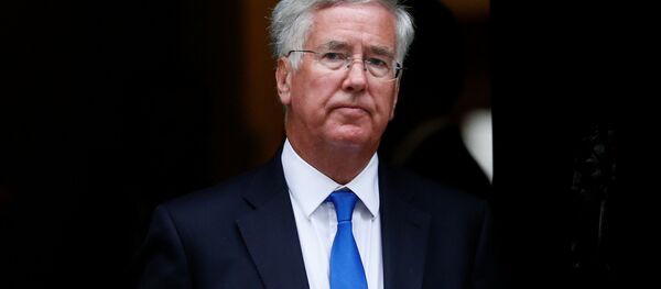 Britain's Secretary of State for Defence Michael Fallon leaves after attending a cabinet meeting at Number 10 Downing Street in London, Britain September 8, 2015. - Sputnik Afrique