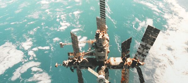 La station orbitale Mir - Sputnik Afrique