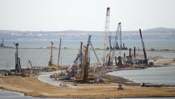 La construction du pont de Kertch en Crimée - Sputnik Afrique