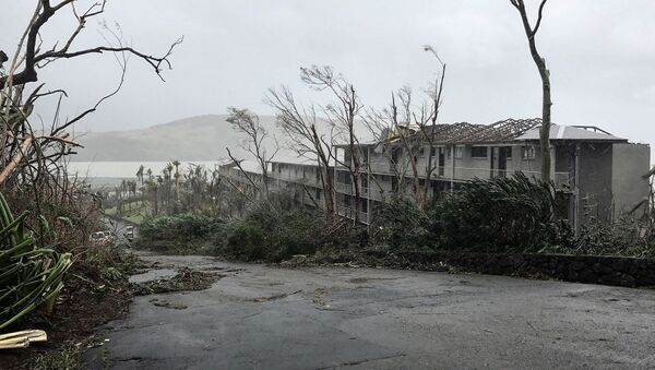 Damaged trees and buildings can be seen after Cyclone Debbie hit the resort on Hamilton Island, located off the east coast of Queensland in Australia March 29, 2017. - Sputnik Afrique