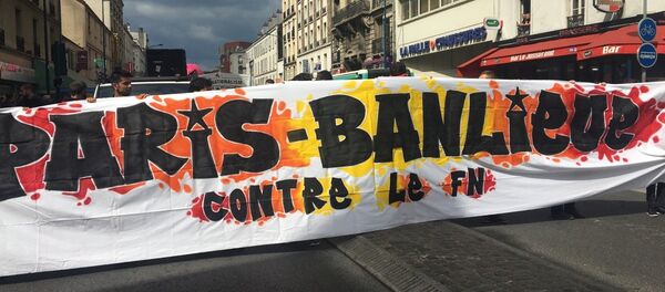 Manifestation contre FN à Paris - Sputnik Afrique