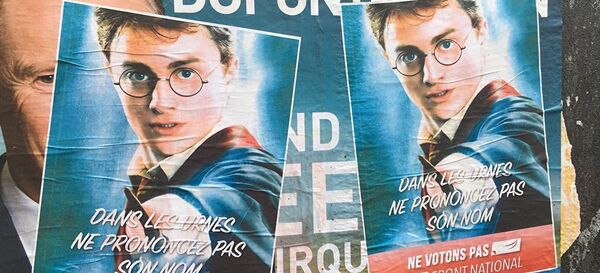 Harry Potter et l'Aladdin appellent Paris à « ne pas voter pour Le Pen » - Sputnik Afrique
