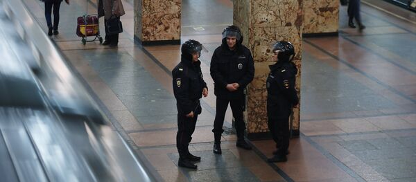 В московском метро усилили меры безопасности - Sputnik Afrique