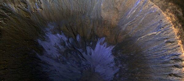 Un cratère sur Mars - Sputnik Afrique