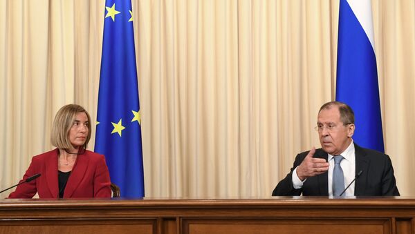 Le ministre russe des Affaires étrangères Sergueï Lavrov et la chef de la diplomatie européenne Federica Mogherini - Sputnik Afrique