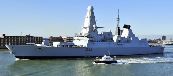 New British Royal Navy destroyer HMS Daring, the first of the Royal Navy's new Type 45 destroyers, leaves the southern English harbour of Portsmouth - Sputnik Afrique