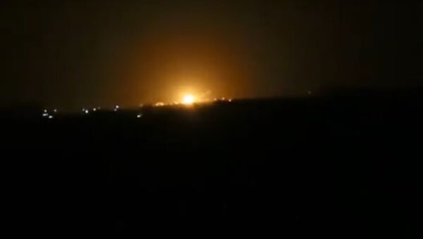 incendie près de l`aéroport de Damas - Sputnik Afrique
